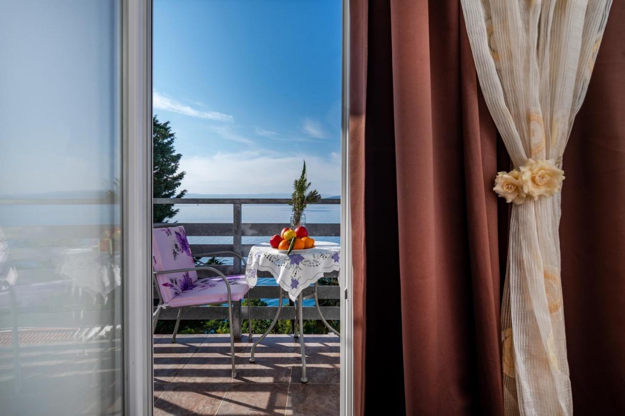 Apartments Tolic Baška Voda エクステリア 写真