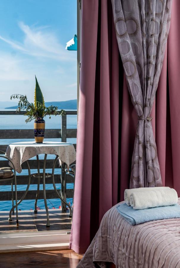 Apartments Tolic Baška Voda エクステリア 写真