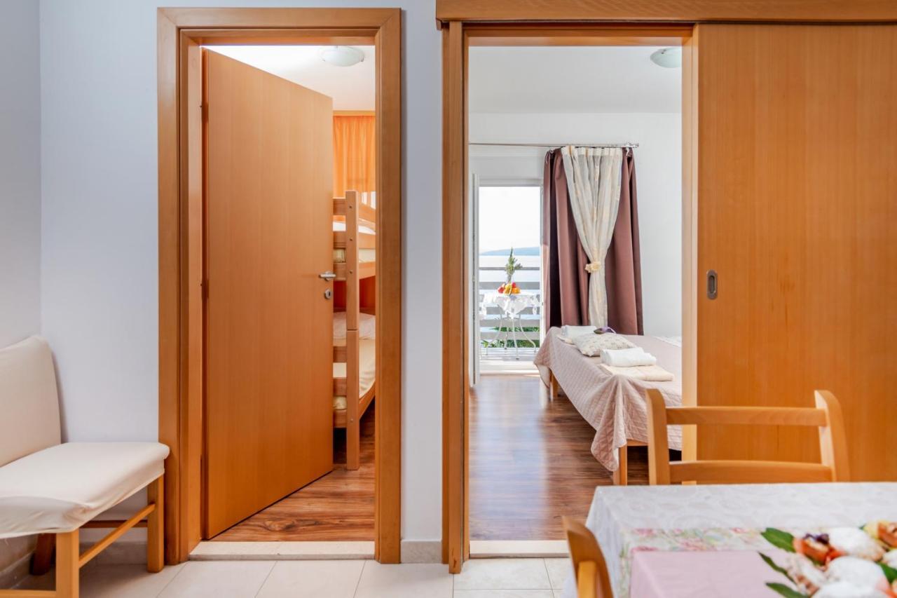 Apartments Tolic Baška Voda エクステリア 写真